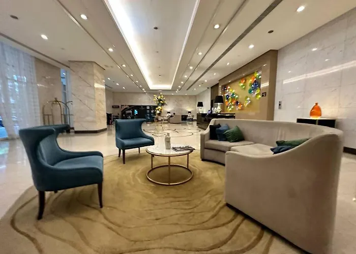Cozi Venice Luxury Residences Mckinley Bgc With Pool Manila