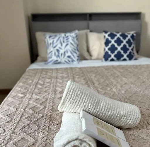 Apartment Cozi Venice Luxury Residences Mckinley Bgc With Pool Manila
