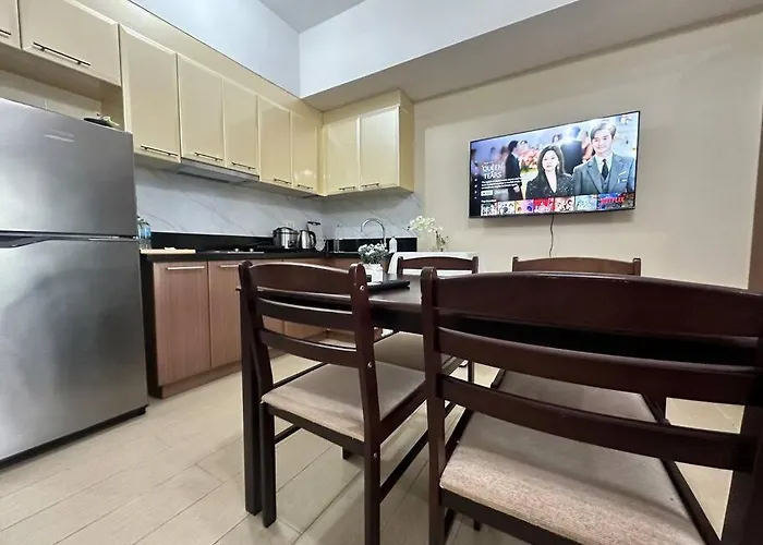 Cozi Venice Luxury Residences Mckinley Bgc With Pool Apartment