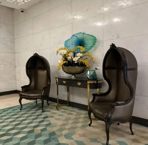 Cozi Venice Luxury Residences Mckinley Bgc With Pool