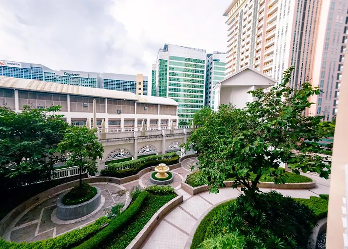 Cozi Venice Luxury Residences Mckinley Bgc With Pool * Manila